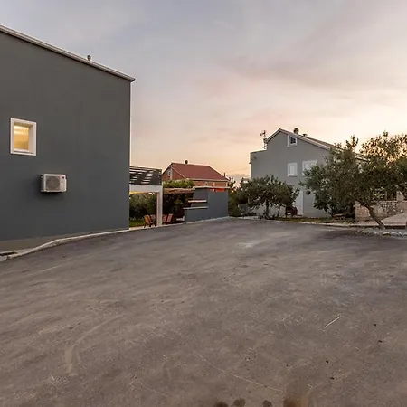 Vila Perkov Kaštela