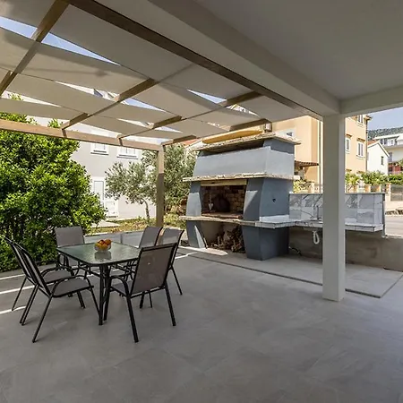 Vila Perkov Kaštela